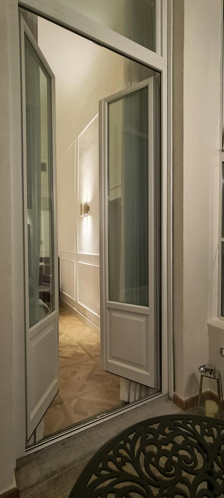 Suite Residenza Quartieri Storici Duomo ฟลอเรนซ์ ภายนอก รูปภาพ